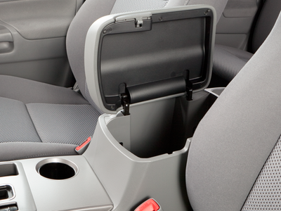 2010 Toyota Tacoma 4WD Double V6 AT (Natl)