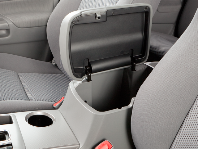 2010 Toyota Tacoma 4WD Double V6 AT (Natl)