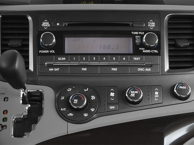 2014 Toyota Sienna LE AAS