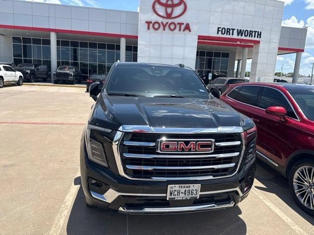 2025 GMC Yukon Elevation