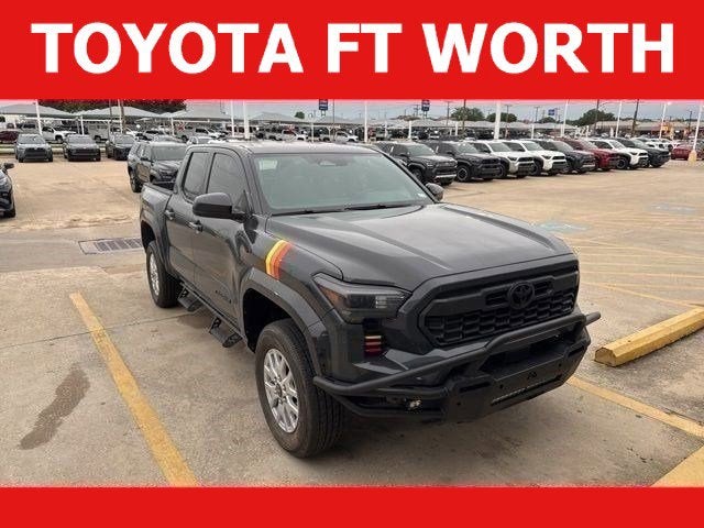 2025 Toyota Tacoma 4WD SR5