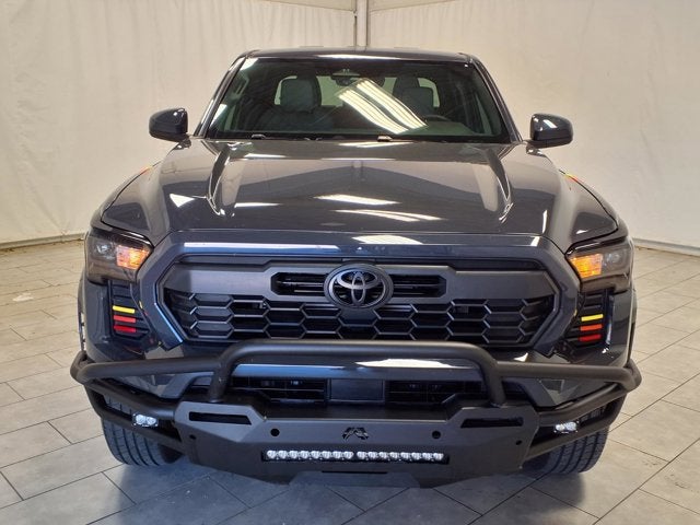 2025 Toyota Tacoma 4WD SR5