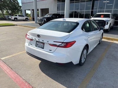 2025 Toyota Camry LE