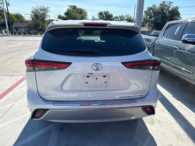 2021 Toyota Highlander Platinum