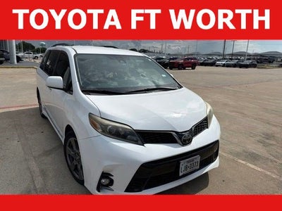 2018 Toyota Sienna SE
