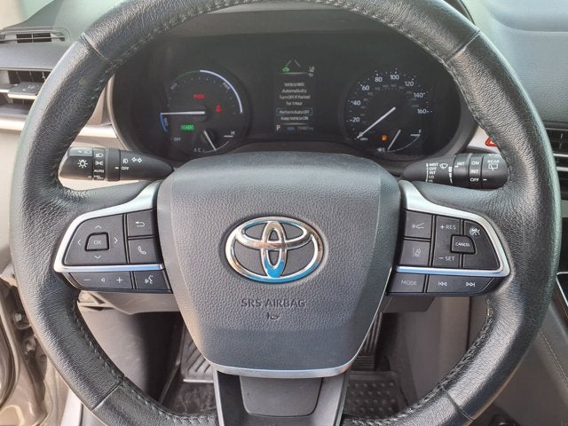 2022 Toyota Sienna XLE