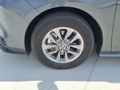 2025 Toyota Sienna XLE
