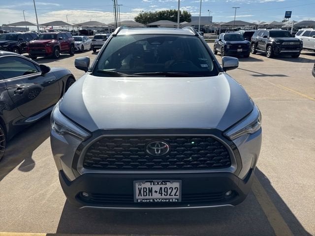 2024 Toyota Corolla Cross XLE