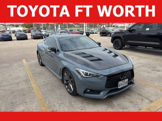 2021 INFINITI Q60 Red Sport 400