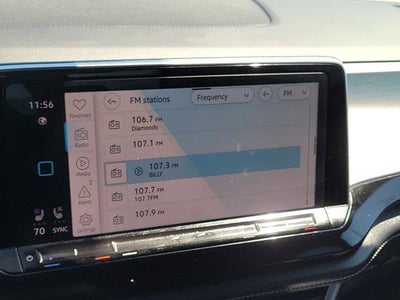 2024 Volkswagen Atlas Cross Sport 2.0T SE with Technology