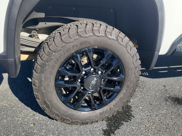 2025 Chevrolet Silverado HD LT