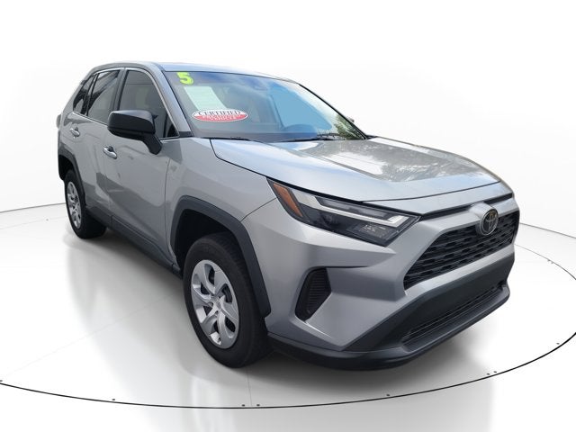 2025 Toyota RAV4 LE