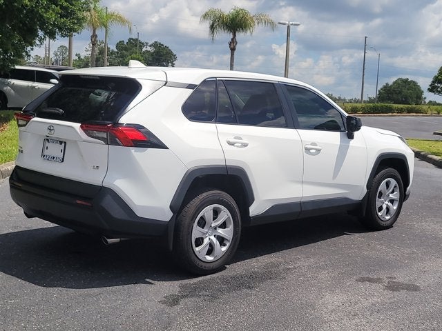 2024 Toyota RAV4 LE