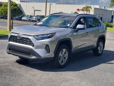 2025 Toyota RAV4 XLE
