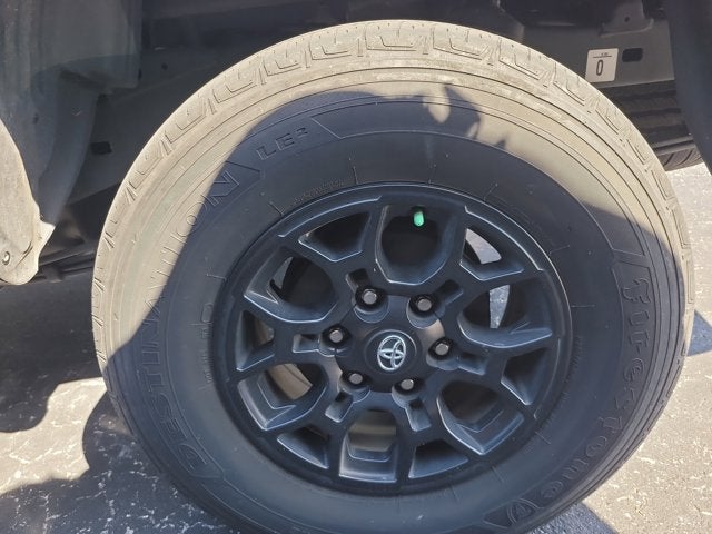 2022 Toyota Tacoma 2WD SR5