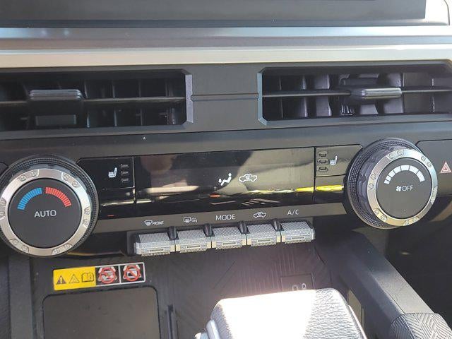 2024 Toyota TACOMA SR5 SR5