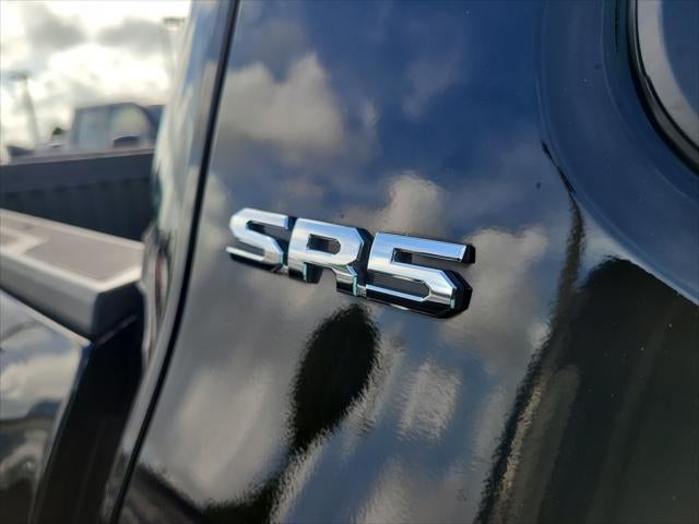 2024 Toyota TACOMA SR5 SR5