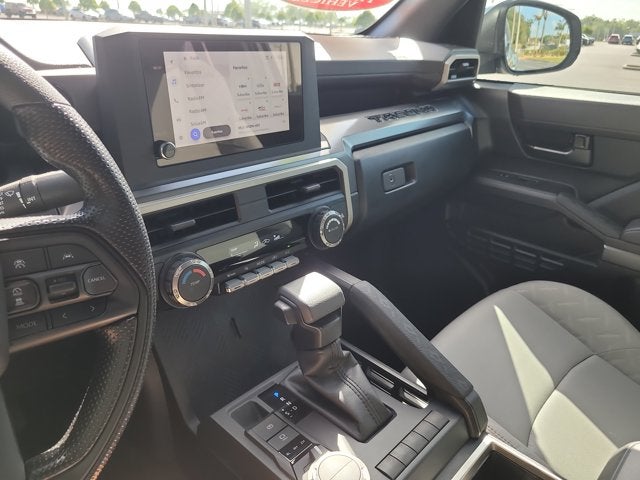 2025 Toyota Tacoma 4WD SR5