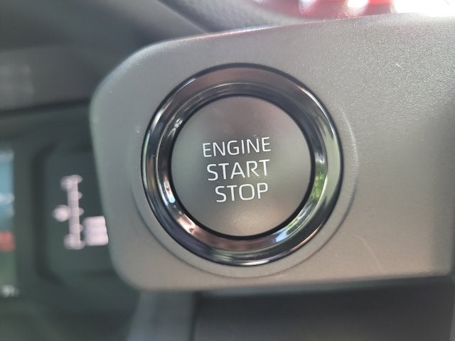 2025 Toyota Tacoma 4WD SR5