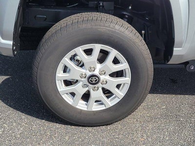 2025 Toyota TACOMA SR5 SR5