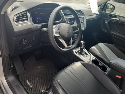 2022 Volkswagen Tiguan SE
