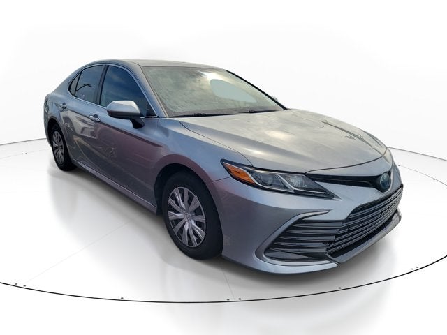 2022 Toyota Camry Hybrid LE