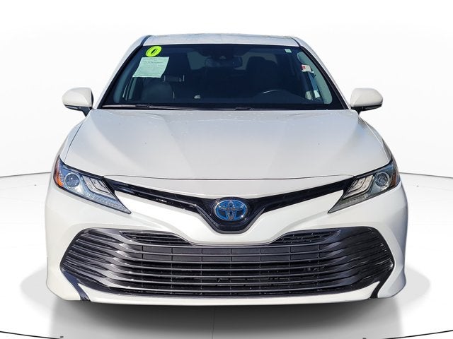 2020 Toyota Camry Hybrid XLE