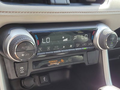 2022 Toyota RAV4 HYBRID Hybrid XLE