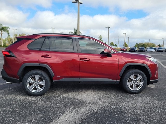 2022 Toyota RAV4 HYBRID Hybrid XLE