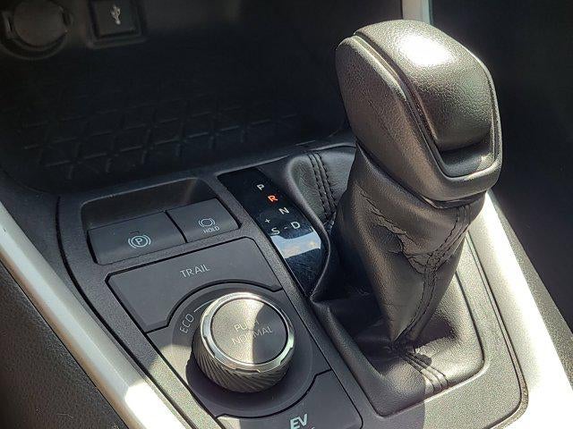 2022 Toyota RAV4 HYBRID Hybrid XLE