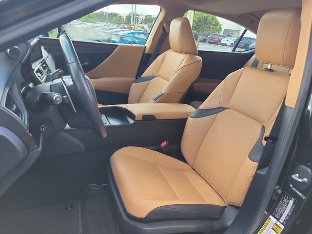 2025 Lexus ES 300h ES 300h