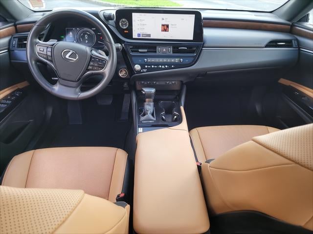 2025 Lexus ES 300h ES 300h