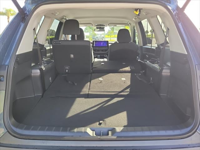 2025 Toyota Grand Highlander LE
