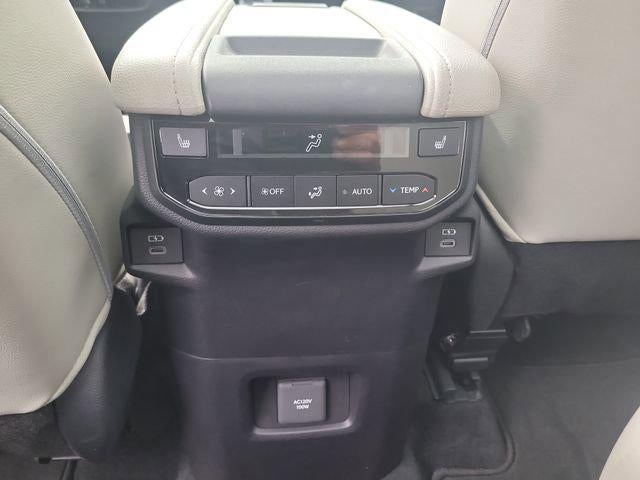 2025 Toyota GRAND HIGHLANDER Limited