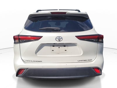 2022 Toyota Highlander Limited