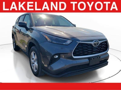 2025 Toyota HIGHLANDER LE