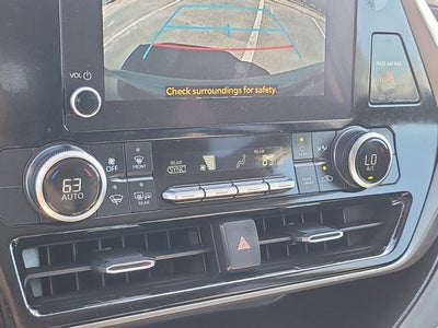 2023 Toyota HIGHLANDER LE