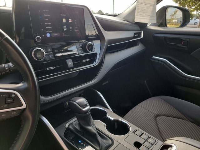 2023 Toyota HIGHLANDER LE