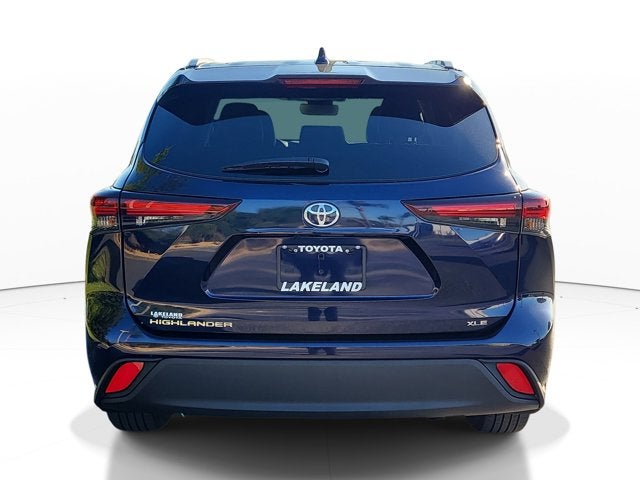 2025 Toyota Highlander XLE