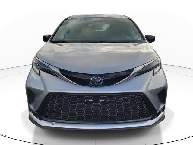 2022 Toyota Sienna XSE