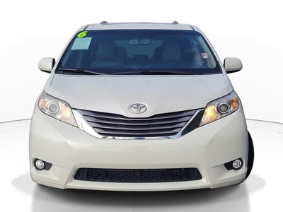 2016 Toyota Sienna XLE
