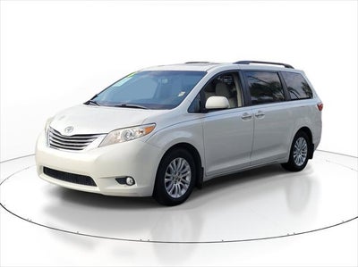 2016 Toyota Sienna XLE