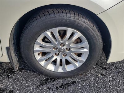 2016 Toyota Sienna XLE