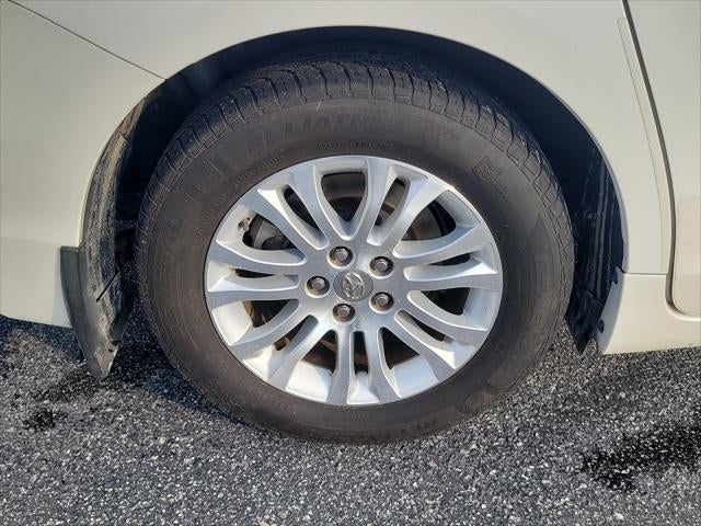 2016 Toyota Sienna XLE