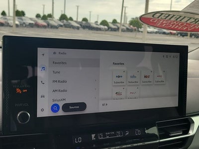 2025 Toyota Sienna XLE