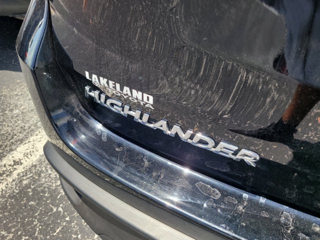 2018 Toyota Highlander LE