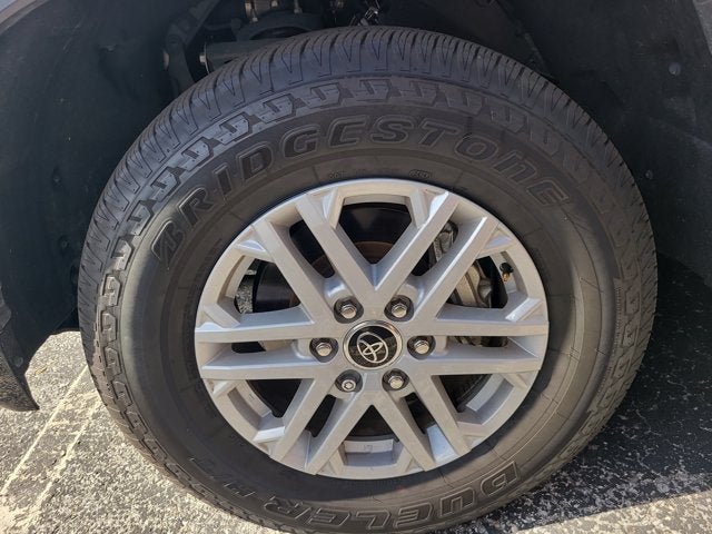 2024 Toyota Tundra 2WD SR5