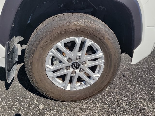 2024 Toyota TUNDRA 4X4 SR5