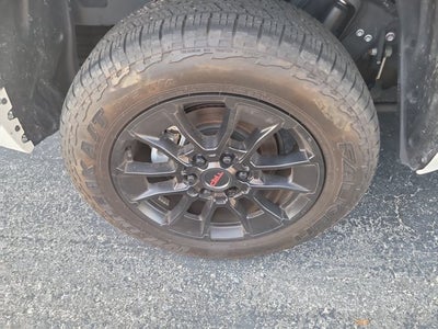2024 Toyota Tundra 4WD SR5