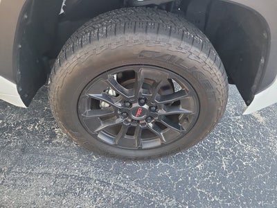 2024 Toyota Tundra 4WD SR5